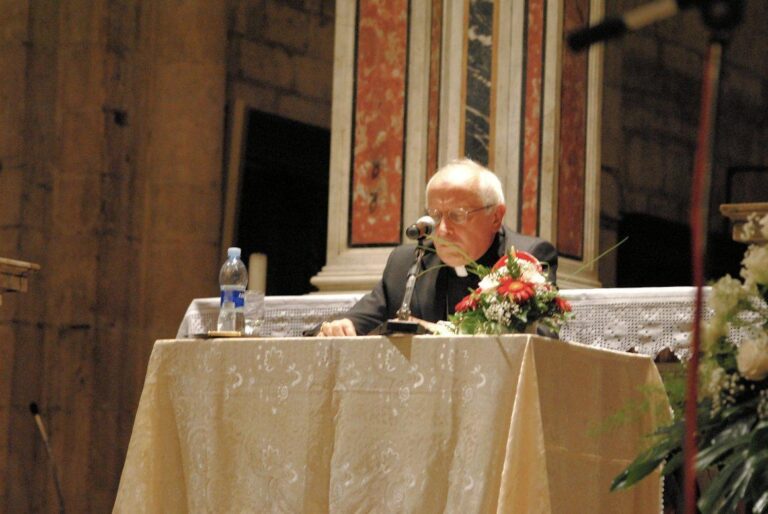 004-chiusura-gruppi 004-chiusura-gruppi