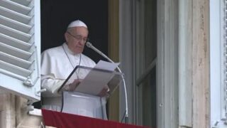 papa-francesco-angelus-4