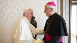 Papa Francesco e Mons. Ambrogio Spreafico