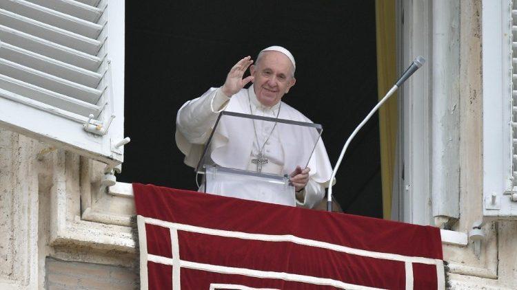 Pope Francis greets the faithful in St. Peters Square