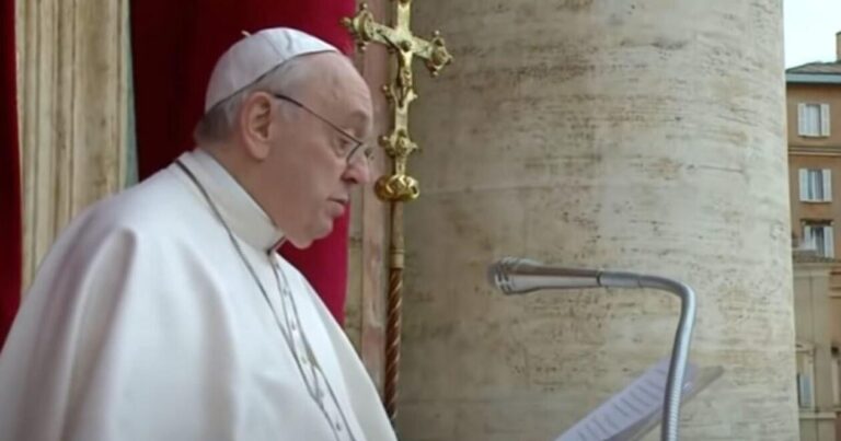 Benedizione Urbi et Orbi 2022 a che ora Benedizione Urbi et Orbi 2022 a che ora