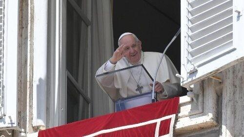 papa francesco regina coeli
