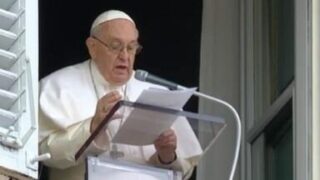 Angelus primissimo piano