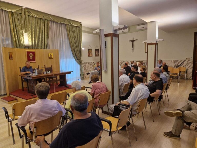 Don Simoncelli formazione