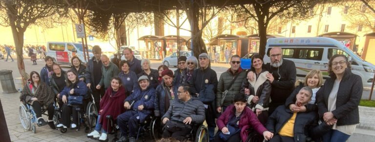 62e64742-e05d-4fd1-b594-1421c17bdf36